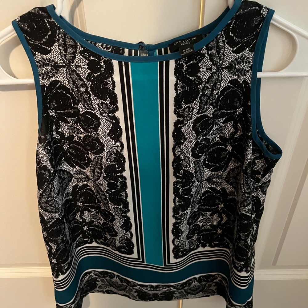 Teal and Black Sleeveless Top